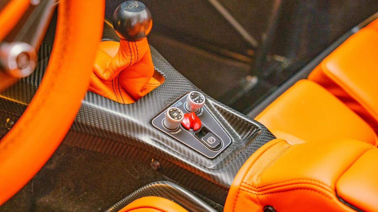 Το νέο Donkervoort P24 RS άφησε την Audi και ήρθε με μοτέρ της Ford